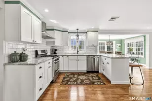 45 Dahl Ave, Stratford, CT 06614 - Photo 3