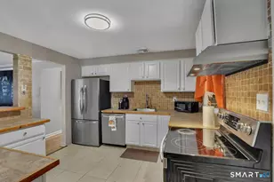 22 Elizabeth Dr, Manchester, CT 06042 - Photo 7