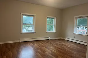77 Meadow St, Wallingford, CT 06492 - Photo 5