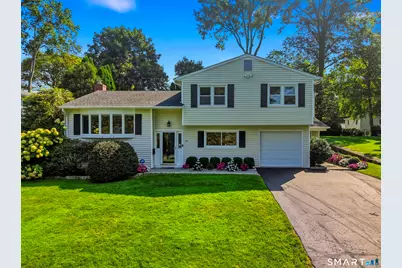 30 Idlewood Place, Stamford, CT 06905 - Photo 1