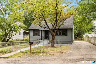 500 Woodlawn Ave Extension, Bridgeport, CT 06606 - Photo 1