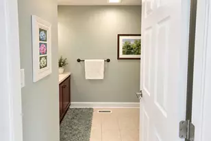 16 Ardi Ct, Newtown, CT 06482 - Photo 19