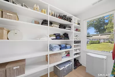 97 Meadowpark Avenue North, Stamford, CT 06905 - Photo 19