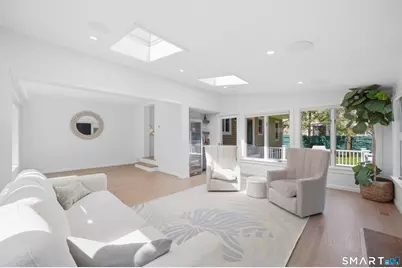 97 Meadowpark Avenue North, Stamford, CT 06905 - Photo 15