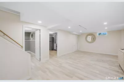 97 Meadowpark Avenue North, Stamford, CT 06905 - Photo 31