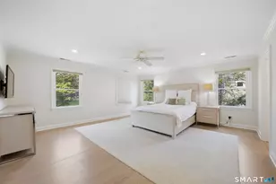 97 Meadowpark Ave N, Stamford, CT 06905 - Photo 17