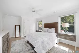 97 Meadowpark Ave N, Stamford, CT 06905 - Photo 25