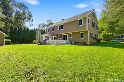 97 Meadowpark Avenue North, Stamford, CT 06905 - Photo 37