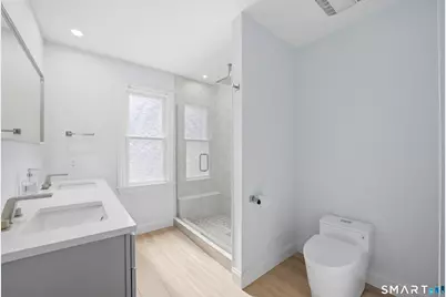 97 Meadowpark Avenue North, Stamford, CT 06905 - Photo 27