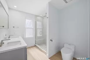 97 Meadowpark Ave N, Stamford, CT 06905 - Photo 27