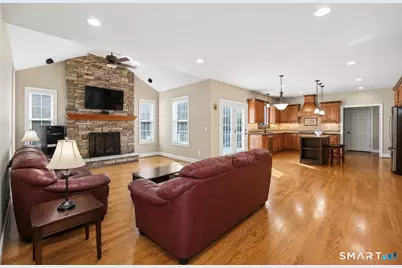 26 Hendrickson Lane, Farmington, CT 06085 - Photo 5