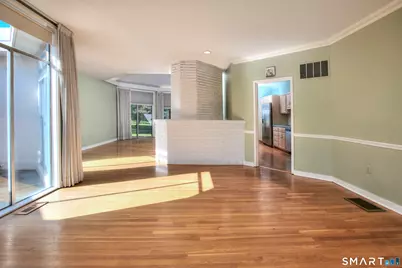 160 Fairfield Woods Road #25, Fairfield, CT 06825 - Photo 7