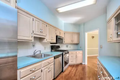 160 Fairfield Woods Road #25, Fairfield, CT 06825 - Photo 11