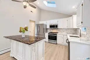 9 Hopkins Ct, Branford, CT 06405 - Photo 11