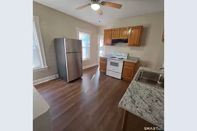 142 Oakland Terrace #1, Hartford, CT 06112 - Photo 5