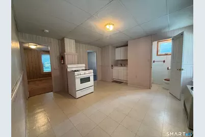 53 Battey Street, Putnam, CT 06260 - Photo 7