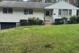 105 Seneca Rd, New Haven, CT 06515 - Photo 1