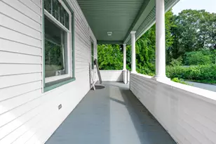 6 Francis Pl, Norwich, CT 06360 - Photo 3