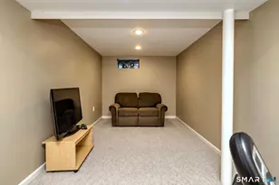 567 Orange Center Rd, Orange, CT 06477 - Photo 31