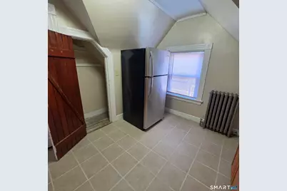 142 Oakland Terrace #3, Hartford, CT 06112 - Photo 3