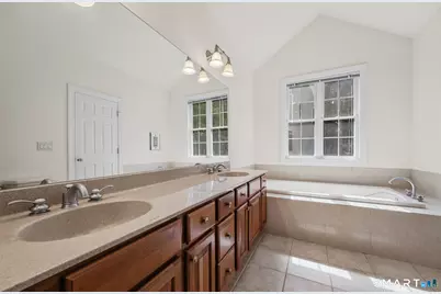 4 Freedom Circle #4, Southbury, CT 06488 - Photo 21