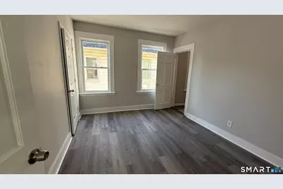 266 Davenport Street, Bridgeport, CT 06607 - Photo 5
