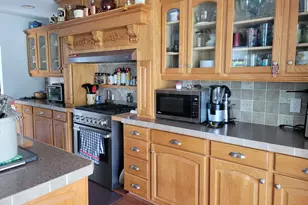 28 Cliff Rd, Ledyard, CT 06339 - Photo 5