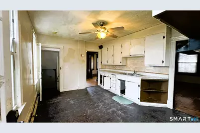 129 Newington Road, West Hartford, CT 06110 - Photo 21