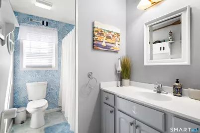 71 Post Road, Enfield, CT 06082 - Photo 17