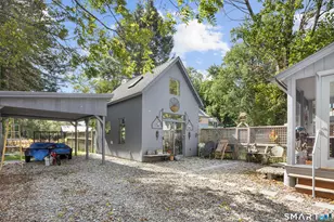 15 Walton St, Salisbury, CT 06039 - Photo 3