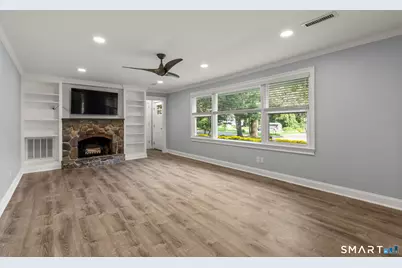 7 Peaceful Lane, Norwalk, CT 06851 - Photo 5