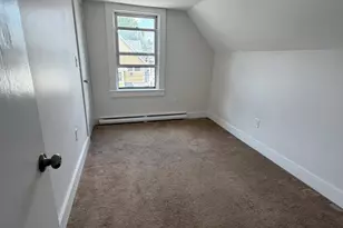 24 Elm St, Shelton, CT 06484 - Photo 11