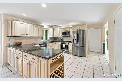 4 Quail Run Drive, Danbury, CT 06811 - Photo 9