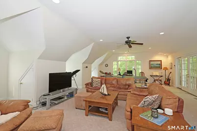 252 Florida Hill Road, Ridgefield, CT 06877 - Photo 15