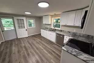 241 Lewis St, Naugatuck, CT 06770 - Photo 15