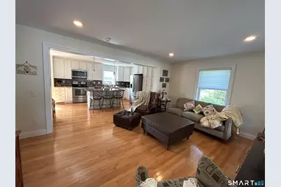 8 Stonewall Drive, Killingworth, CT 06419 - Photo 5