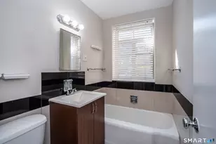 869 Farmington Ave, West Hartford, CT 06119 - Photo 15