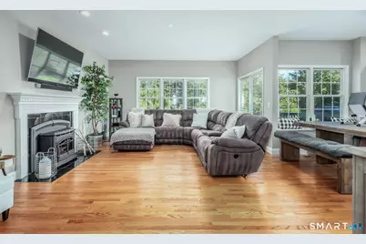 21 Heritage Drive, New Milford, CT 06776 - Photo 9
