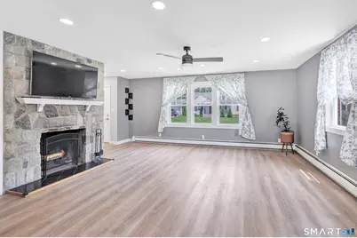 61 Wakeley Street, Shelton, CT 06484 - Photo 3