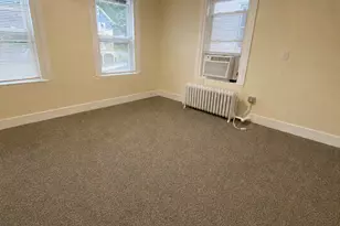 98 Wolcott St, Waterbury, CT 06705 - Photo 13