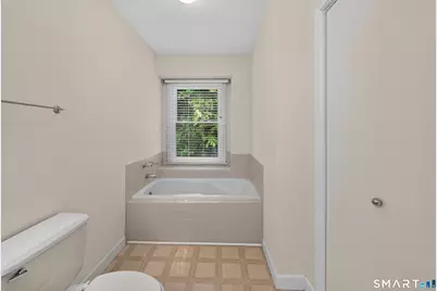 46 Fawn Ridge Lane #46, Wilton, CT 06897 - Photo 21