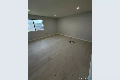 140 Thompson Street #31B, East Haven, CT 06513 - Photo 5