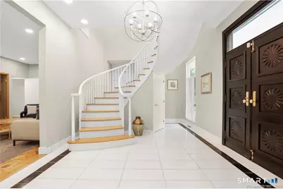 345 Governors Lane, Fairfield, CT 06824 - Photo 7