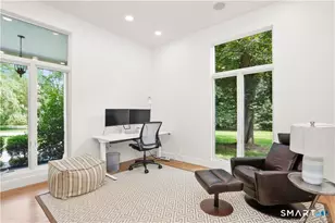 345 Governors Ln, Fairfield, CT 06824 - Photo 9