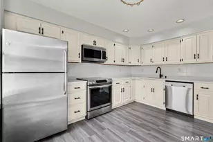 10 Edgehill Cir, Monroe, CT 06468 - Photo 5