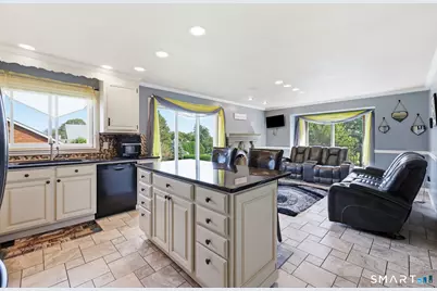 20 Knob Hill Lane, Bristol, CT 06010 - Photo 11