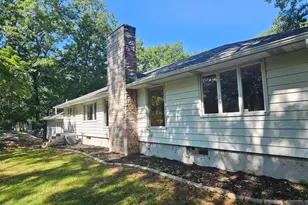 162 Short Beach Rd, East Haven, CT 06512 - Photo 5