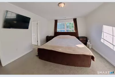 156 Dayton Road, Bridgeport, CT 06606 - Photo 15