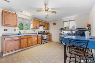 31 W Clark St, West Haven, CT 06516 - Photo 17