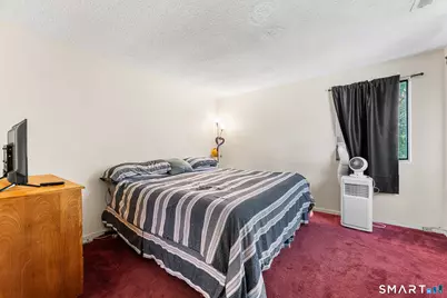 31 West Clark Street, West Haven, CT 06516 - Photo 25